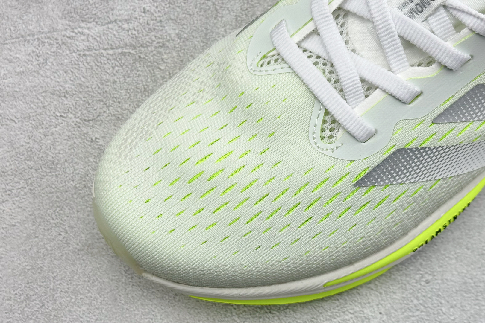 Adidas Supernova Prima M 低帮透气休闲运动跑鞋 TE1683-High Quatity Cheap Brand wholesale wholesaler seller Clothes Bags handbags Sneakers Top Fashion Clothing Shoes from China Factory Chinese suppliers best Quality Beautiful Price Adidas Supernova Prima M 低帮透气休闲运动跑鞋 TE1683