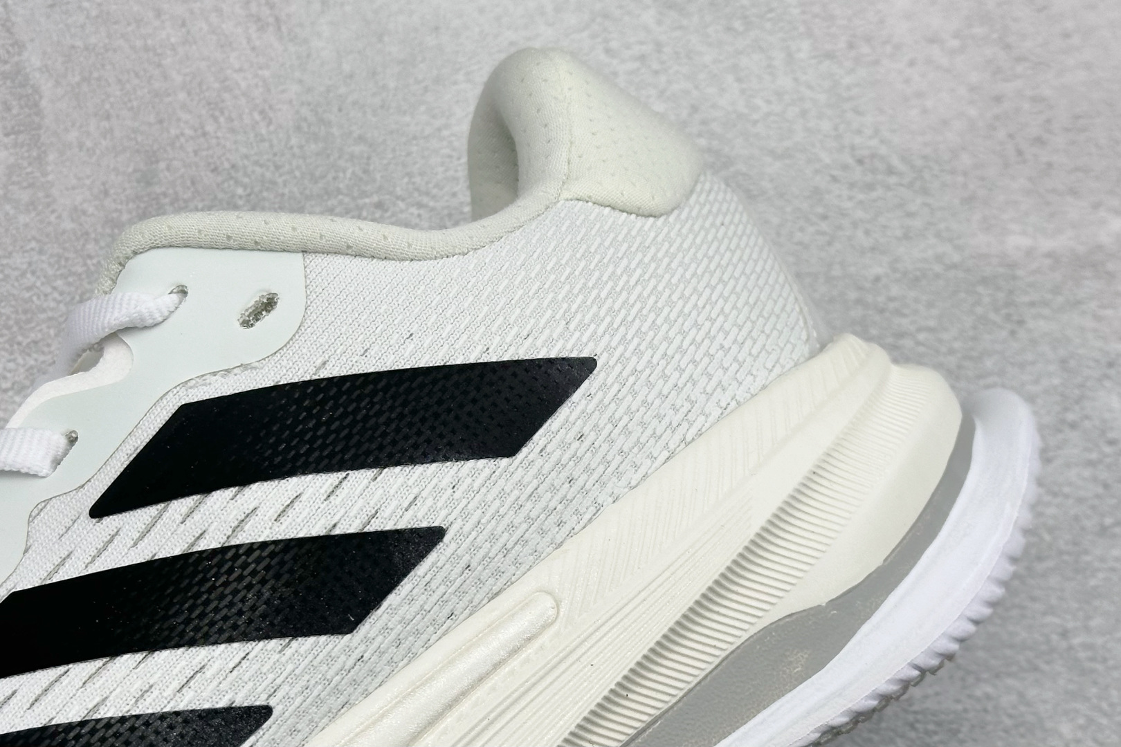 Adidas Supernova Prima M 低帮透气休闲运动跑鞋 TE1684-High Quatity Cheap Brand wholesale wholesaler seller Clothes Bags handbags Sneakers Top Fashion Clothing Shoes from China Factory Chinese suppliers best Quality Beautiful Price Adidas Supernova Prima M 低帮透气休闲运动跑鞋 TE1684