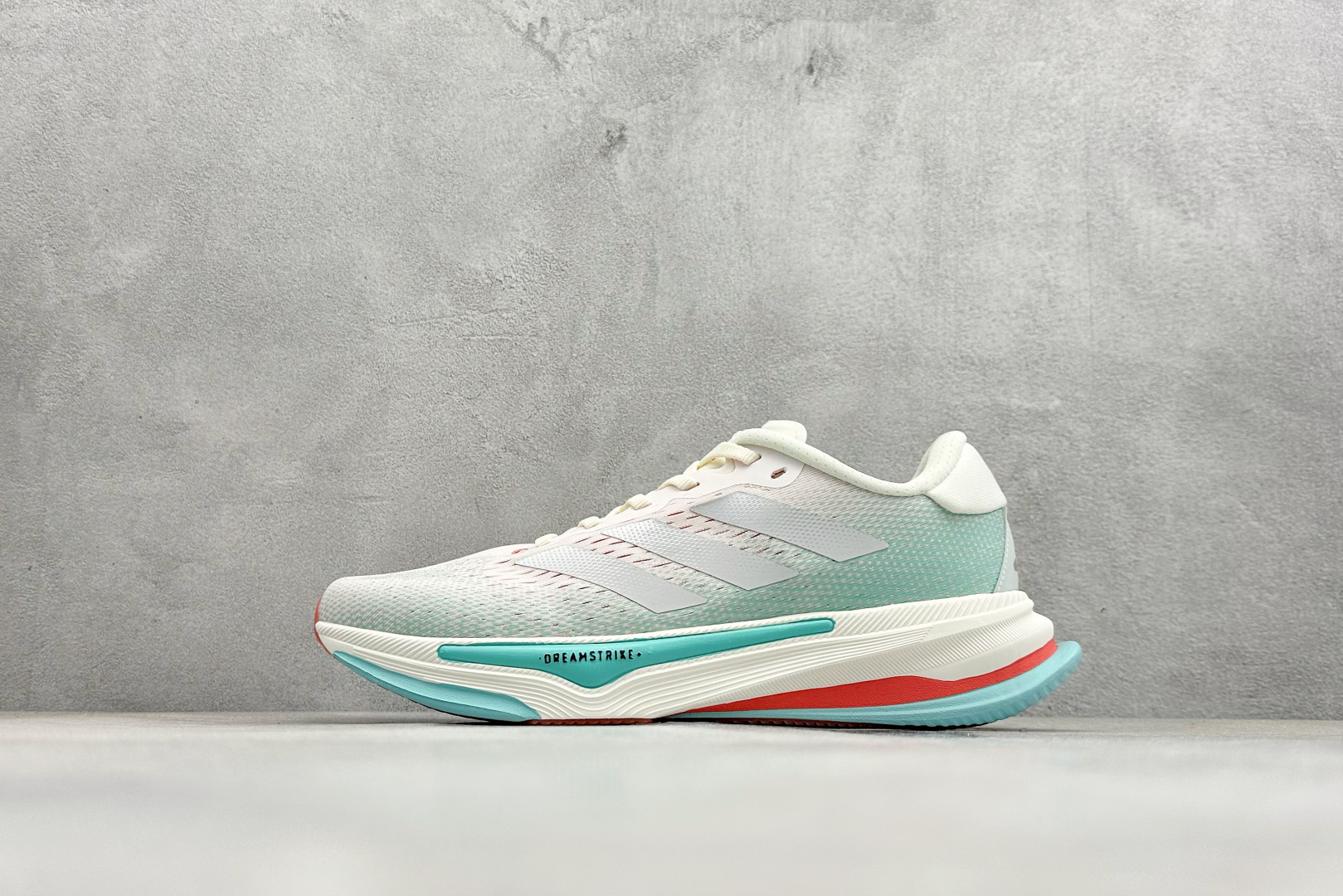 Adidas Supernova Prima M 低帮透气休闲运动跑鞋 TE1681