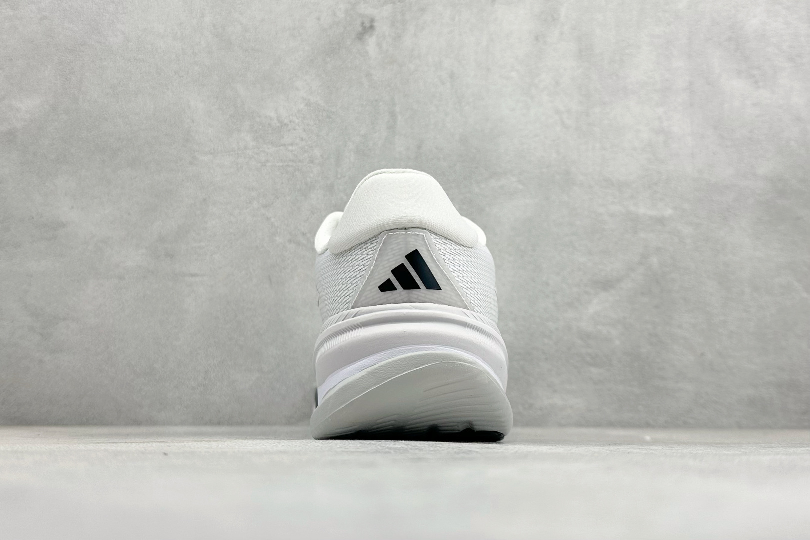 Adidas Supernova Prima M 低帮透气休闲运动跑鞋 TE1680