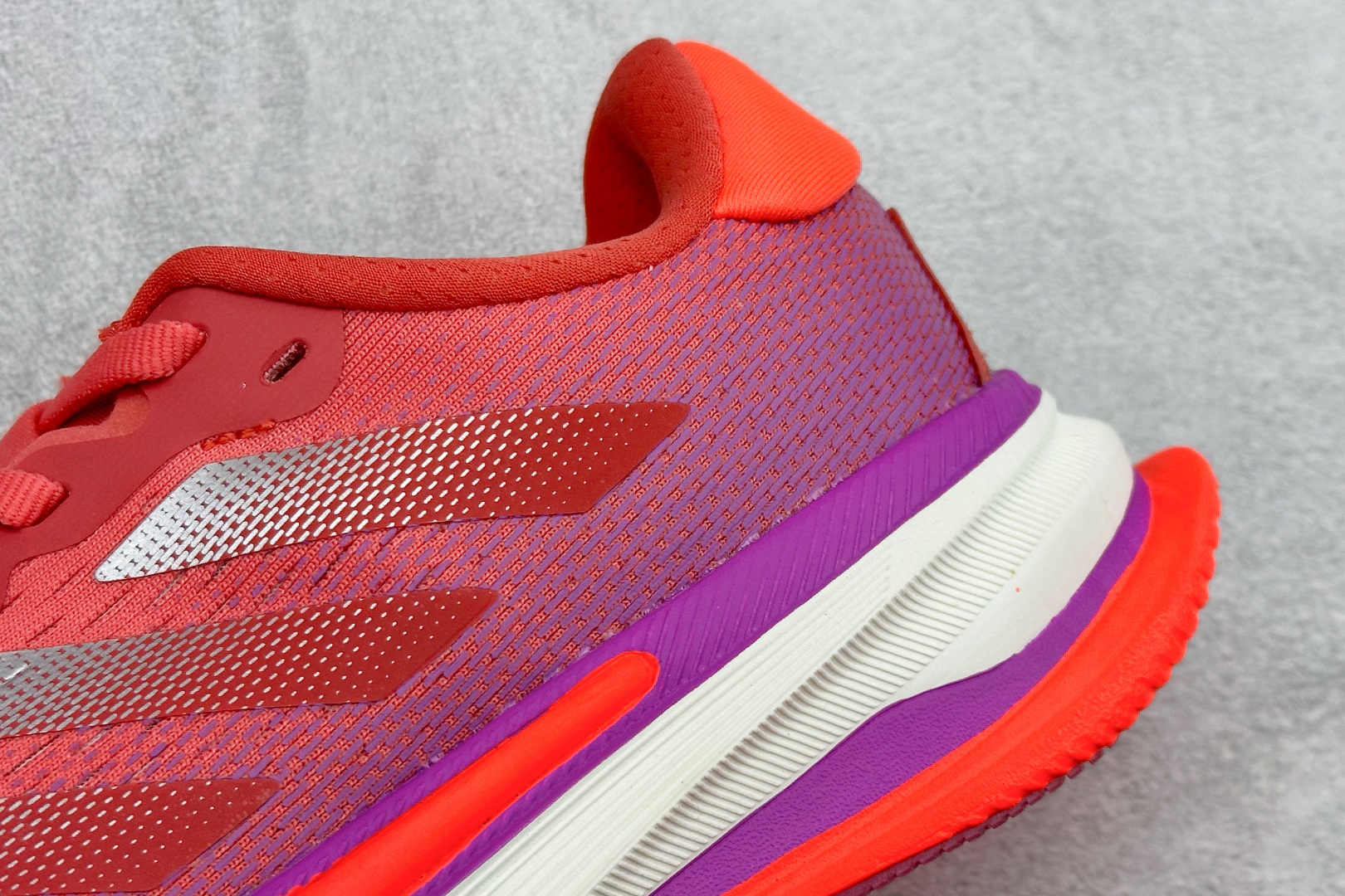 Adidas Supernova Prima M 低帮透气休闲运动跑鞋 TE1682