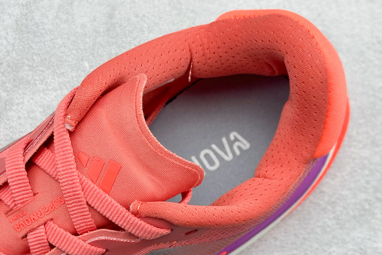 Adidas Supernova Prima M 低帮透气休闲运动跑鞋 TE1682
