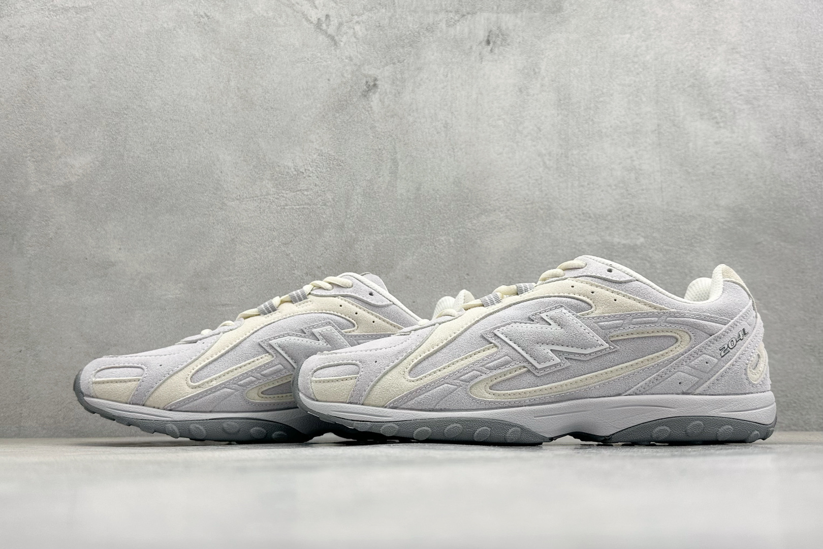New Balance 204系列复古透气休闲运动慢跑鞋 U204LMMB-High Quatity Cheap Brand wholesale wholesaler seller Clothes Bags handbags Sneakers Top Fashion Clothing Shoes from China Factory Chinese suppliers best Quality Beautiful Price New Balance 204系列复古透气休闲运动慢跑鞋 U204LMMB
