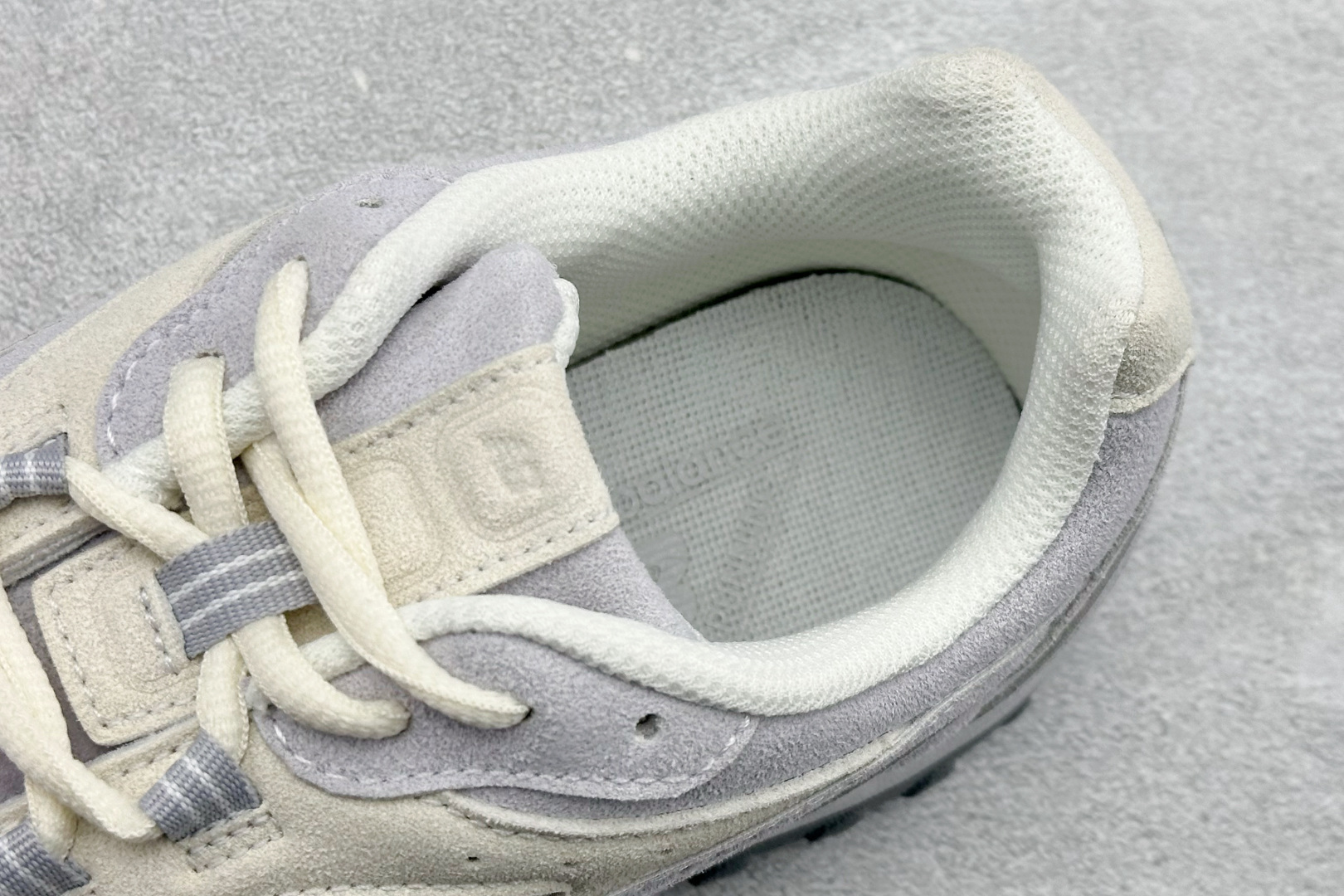 New Balance 204系列复古透气休闲运动慢跑鞋 U204LMMB-High Quatity Cheap Brand wholesale wholesaler seller Clothes Bags handbags Sneakers Top Fashion Clothing Shoes from China Factory Chinese suppliers best Quality Beautiful Price New Balance 204系列复古透气休闲运动慢跑鞋 U204LMMB