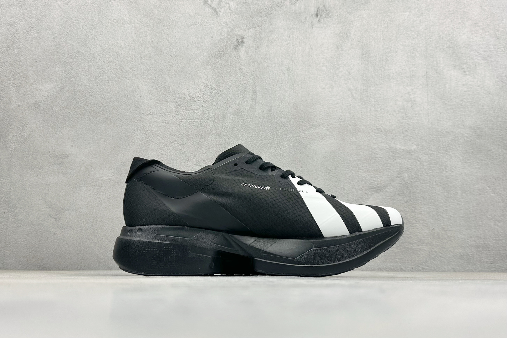 Y-3 x Adidas Adizero Adios 4 M 阿迪透气轻盈低帮跑步鞋 KI6876