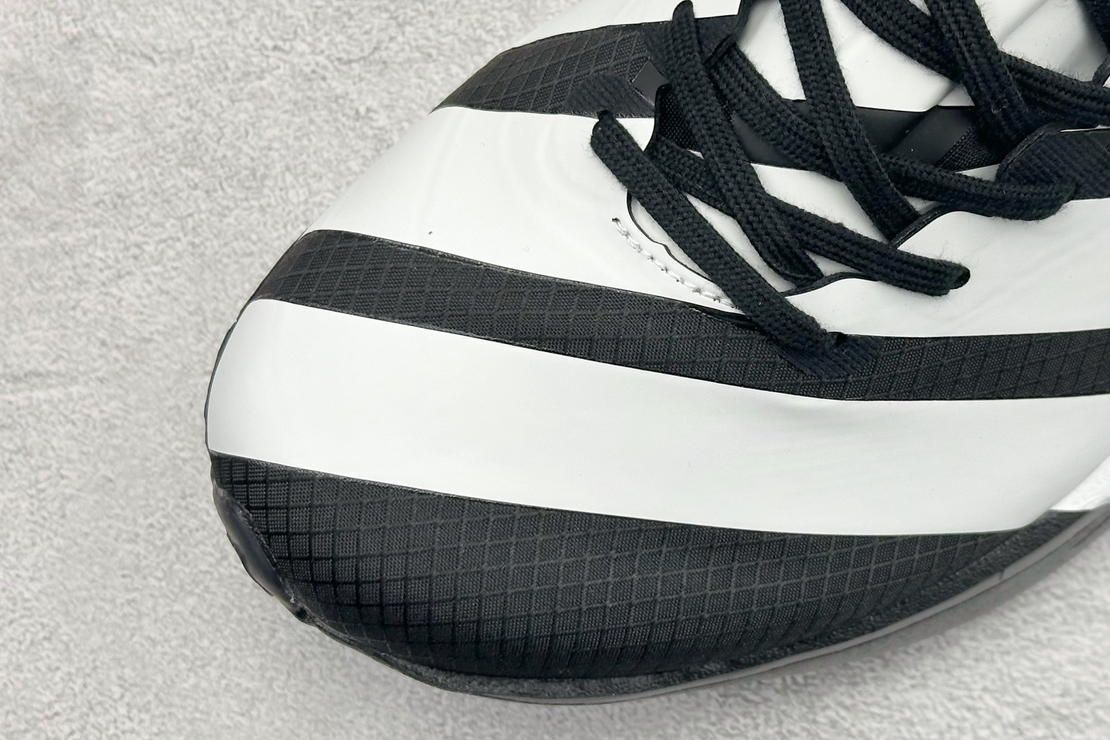 Y-3 x Adidas Adizero Adios 4 M 阿迪透气轻盈低帮跑步鞋 KI6876