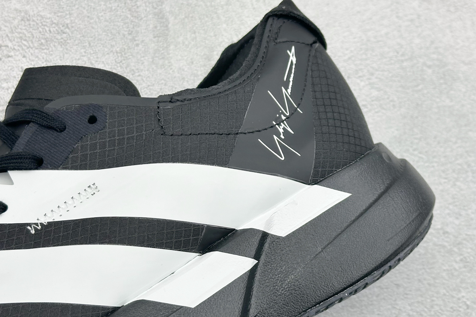 Y-3 x Adidas Adizero Adios 4 M 阿迪透气轻盈低帮跑步鞋 KI6876