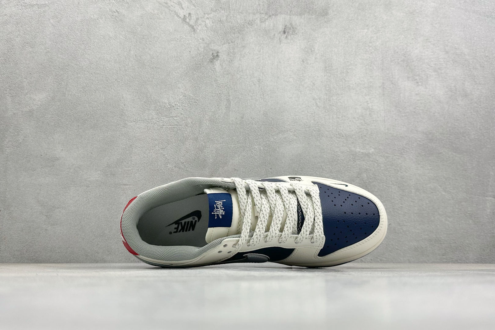 2026年新款限量发售 Nike SB Dunk Low“ 马年限定—汗血宝马” 周年高端定制 低帮休闲板鞋 SD6888-107-High Quatity Cheap Brand wholesale wholesaler seller Clothes Bags handbags Sneakers Top Fashion Clothing Shoes from China Factory Chinese suppliers best Quality Beautiful Price 2026年新款限量发售 Nike SB Dunk Low“ 马年限定—汗血宝马” 周年高端定制 低帮休闲板鞋 SD6888-107