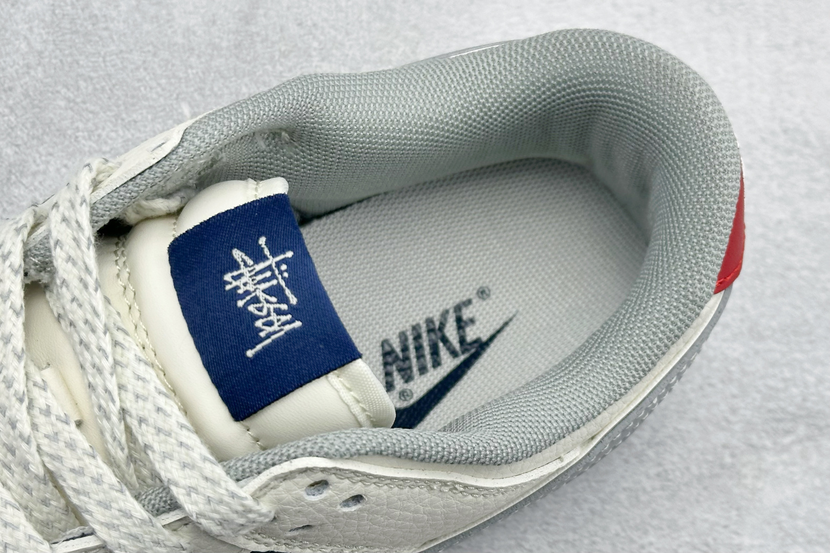 2026年新款限量发售 Nike SB Dunk Low“ 马年限定—汗血宝马” 周年高端定制 低帮休闲板鞋 SD6888-107-High Quatity Cheap Brand wholesale wholesaler seller Clothes Bags handbags Sneakers Top Fashion Clothing Shoes from China Factory Chinese suppliers best Quality Beautiful Price 2026年新款限量发售 Nike SB Dunk Low“ 马年限定—汗血宝马” 周年高端定制 低帮休闲板鞋 SD6888-107