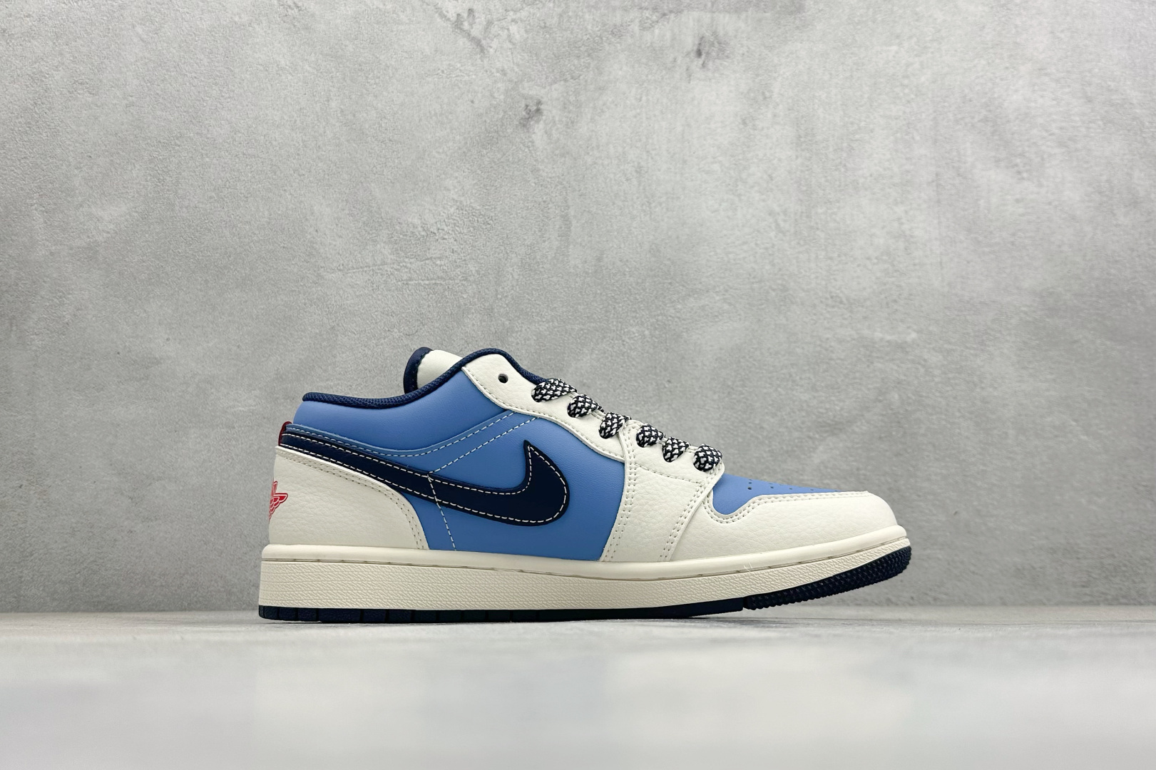 Nike Air Jordan 1 Low 定制配色 马年联名 定制AJ联名-高端定制 低帮复古文化板鞋 XX2610-010-High Quatity Cheap Brand wholesale wholesaler seller Clothes Bags handbags Sneakers Top Fashion Clothing Shoes from China Factory Chinese suppliers best Quality Beautiful Price Nike Air Jordan 1 Low 定制配色 马年联名 定制AJ联名-高端定制 低帮复古文化板鞋 XX2610-010