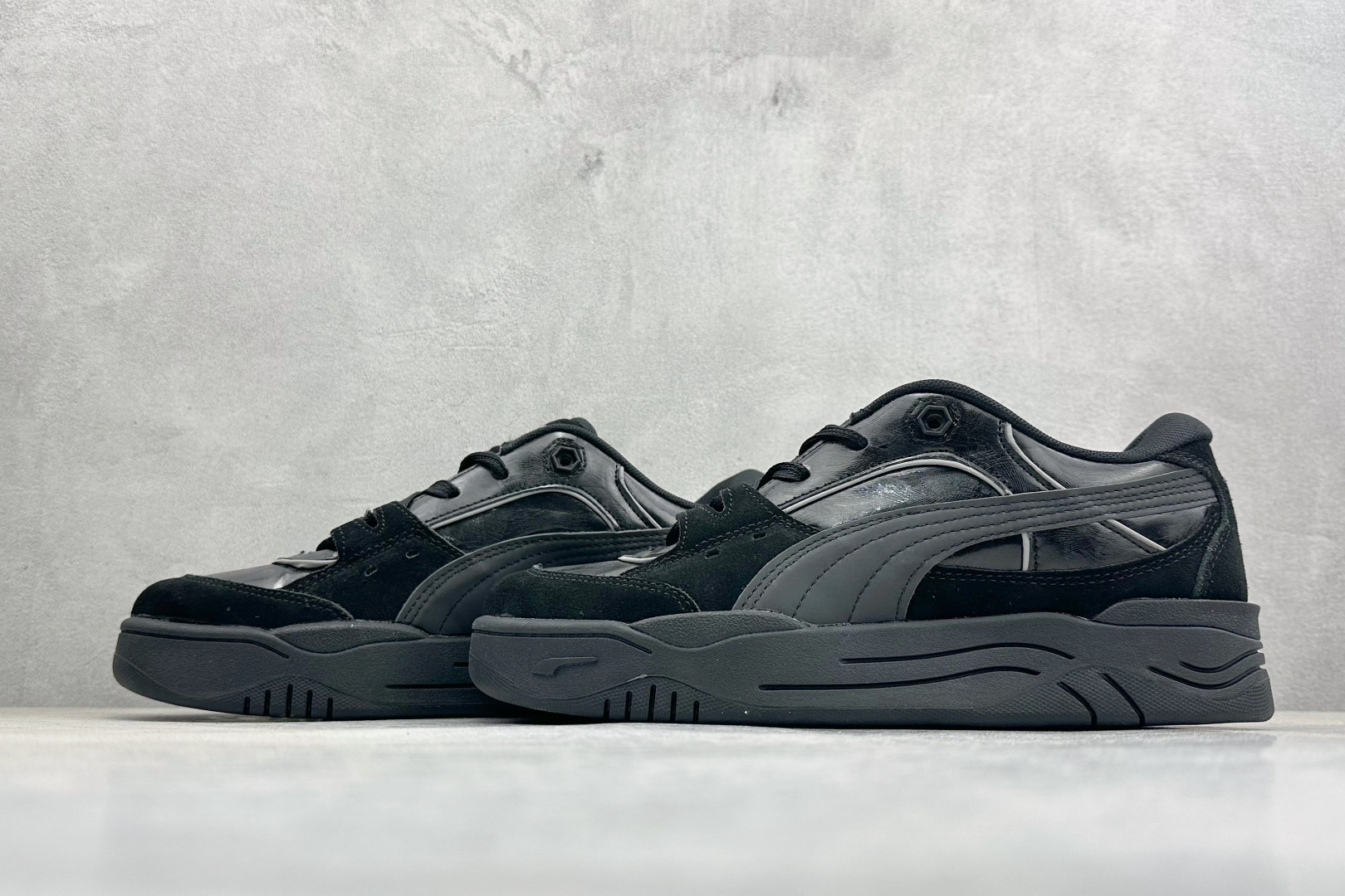TG版Puma-180 Reflect 防滑耐磨低帮板鞋 390805-01-High Quatity Cheap Brand wholesale wholesaler seller Clothes Bags handbags Sneakers Top Fashion Clothing Shoes from China Factory Chinese suppliers best Quality Beautiful Price TG版Puma-180 Reflect 防滑耐磨低帮板鞋 390805-01