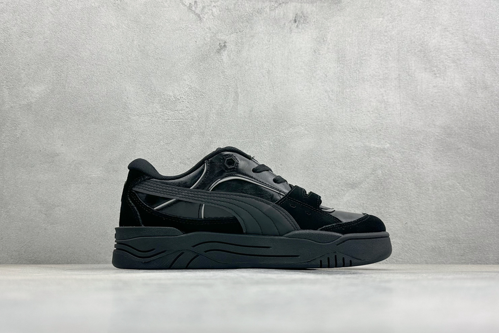 TG版Puma-180 Reflect 防滑耐磨低帮板鞋 390805-01-High Quatity Cheap Brand wholesale wholesaler seller Clothes Bags handbags Sneakers Top Fashion Clothing Shoes from China Factory Chinese suppliers best Quality Beautiful Price TG版Puma-180 Reflect 防滑耐磨低帮板鞋 390805-01