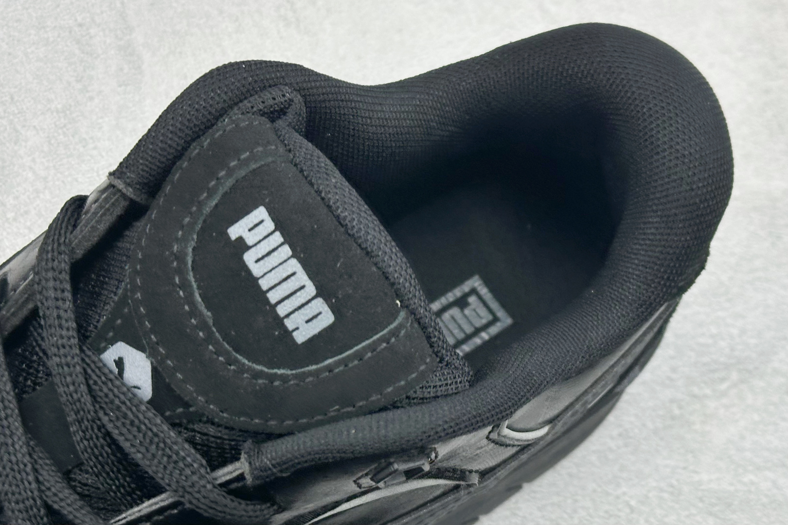 TG版Puma-180 Reflect 防滑耐磨低帮板鞋 390805-01-High Quatity Cheap Brand wholesale wholesaler seller Clothes Bags handbags Sneakers Top Fashion Clothing Shoes from China Factory Chinese suppliers best Quality Beautiful Price TG版Puma-180 Reflect 防滑耐磨低帮板鞋 390805-01