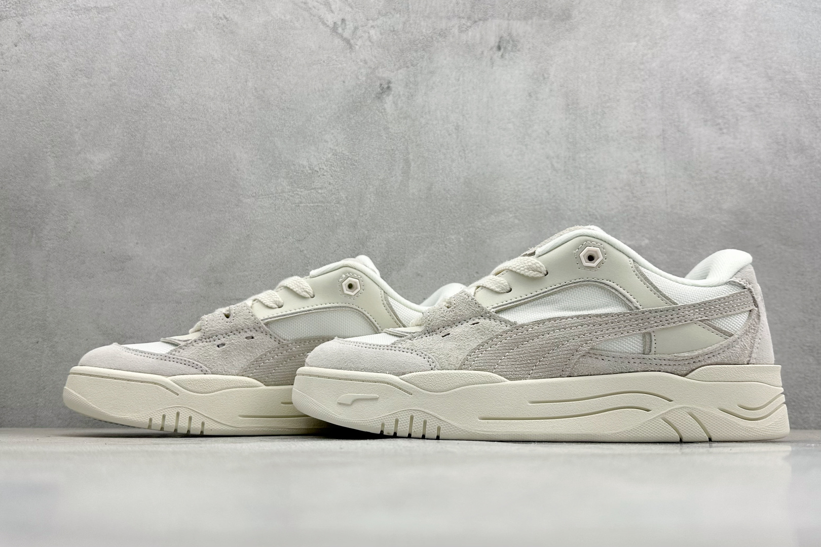 TG版Puma-180 Reflect 防滑耐磨低帮板鞋 孔眼底座和脚趾凸起由猪八革材料制成 394873-01