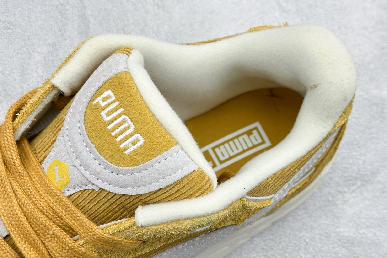TG版Puma-180 Reflect 防滑耐磨低帮板鞋 孔眼底座和脚趾凸起由猪八革材料制成 393287-01