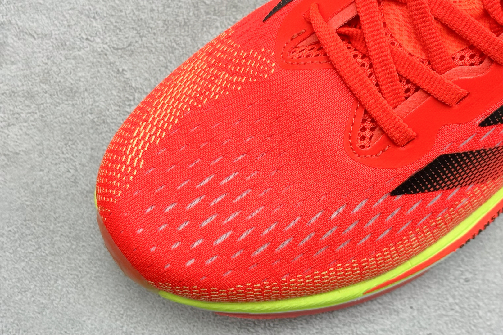 Adidas Supernova Prima M 低帮透气休闲运动跑鞋 TE1686