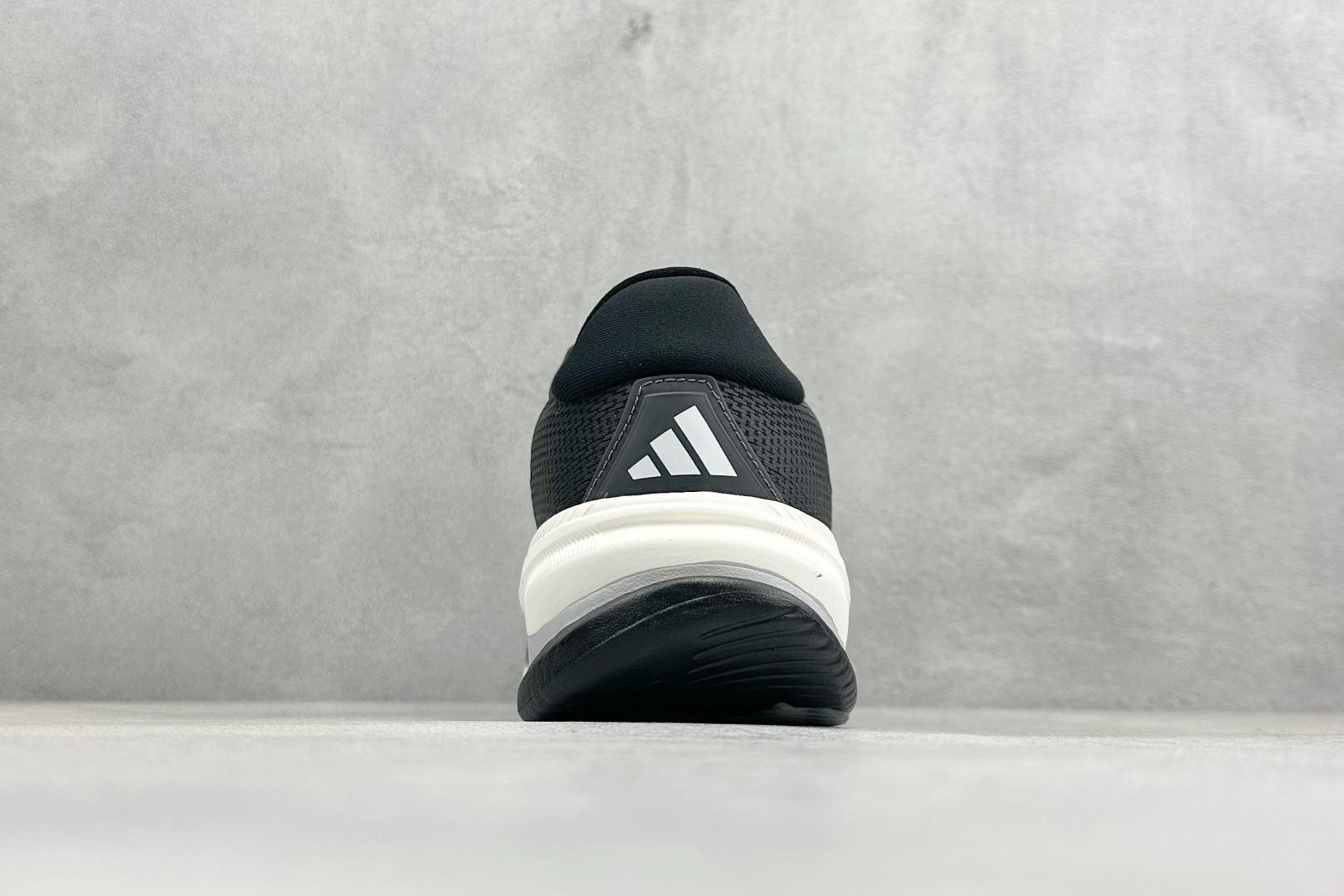 Adidas Supernova Prima M 低帮透气休闲运动跑鞋 TE1687