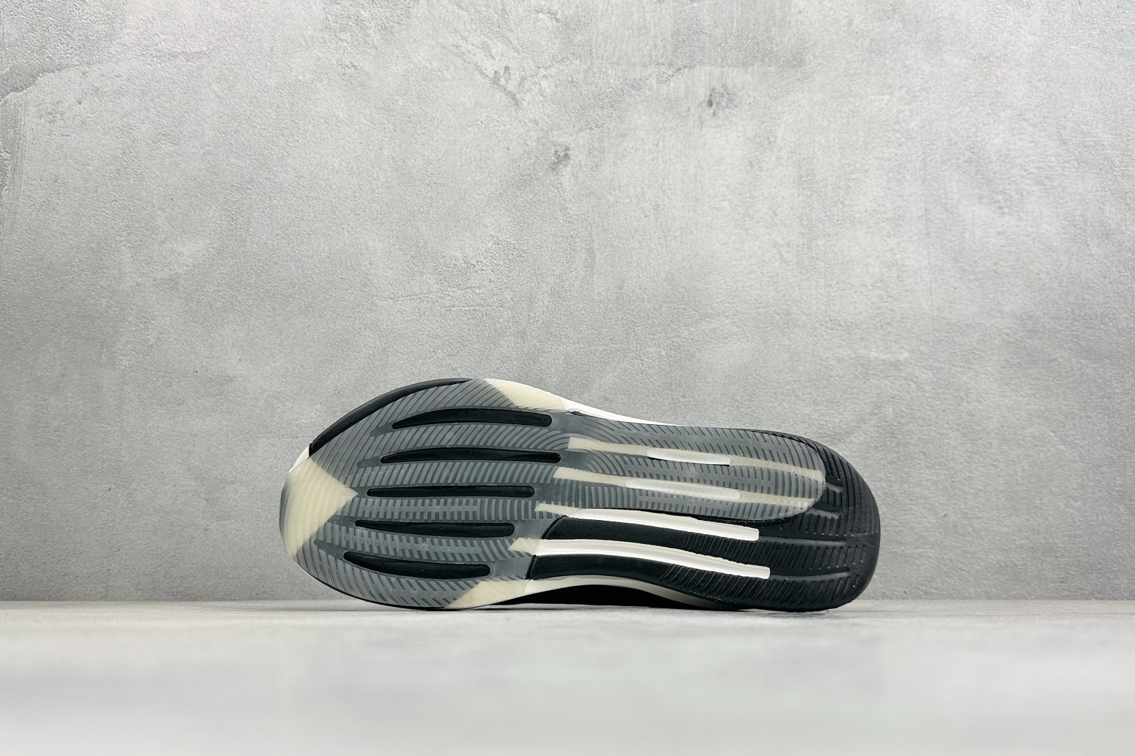 Adidas Supernova Prima M 低帮透气休闲运动跑鞋 TE1687