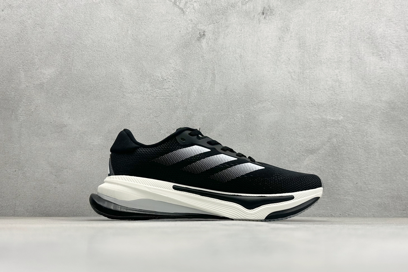 Adidas Supernova Prima M 低帮透气休闲运动跑鞋 TE1687