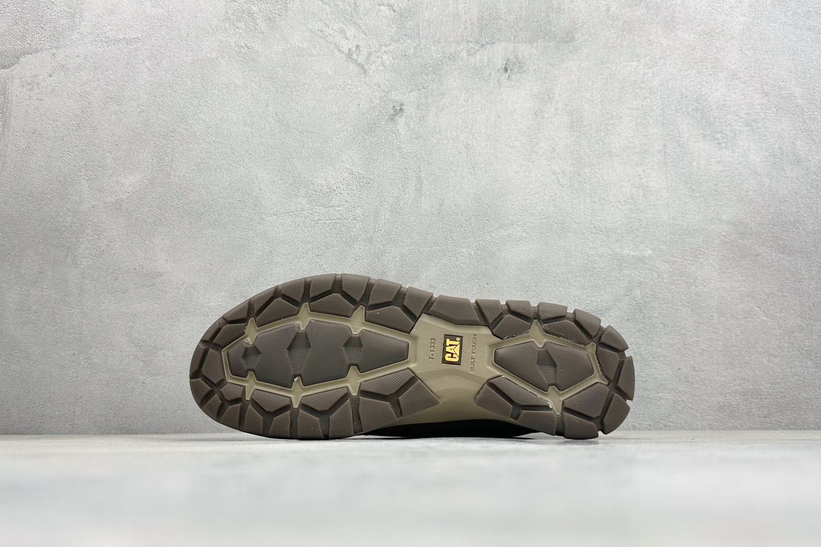 W1版CAT/卡特 硬汉推土机品牌 户外工装轻底低帮休闲板鞋 T-1333