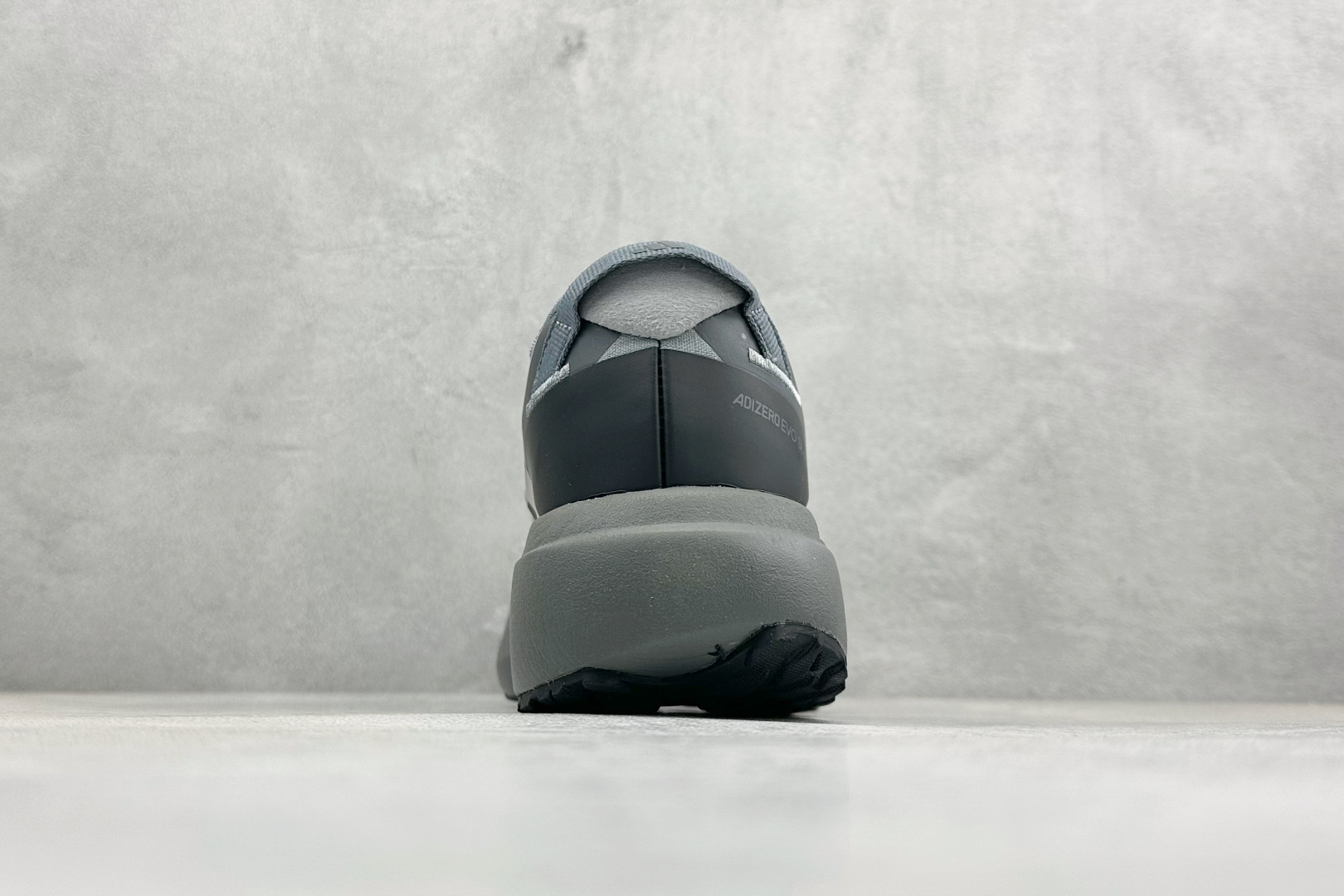 TY版AD ADIZERO EVO SL ATR 阿迪超轻透气缓震跑鞋 KK0310