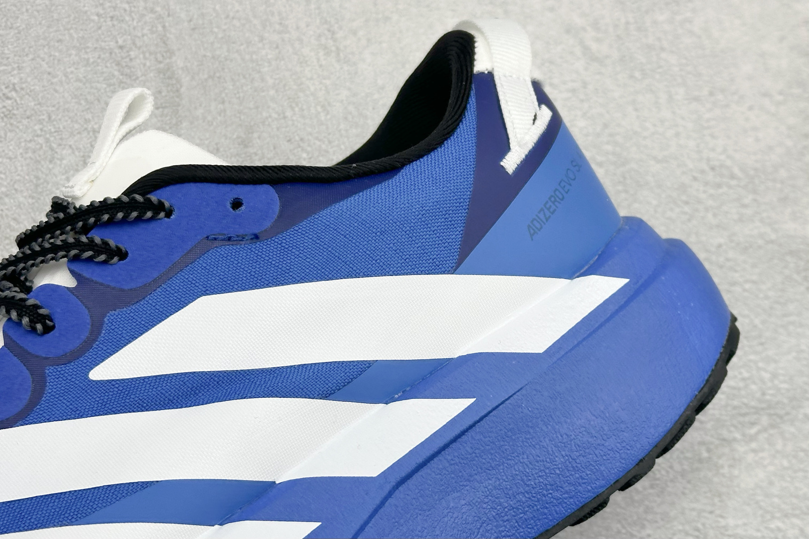 TY版AD ADIZERO EVO SL ATR 阿迪超轻透气缓震跑鞋 KK0323