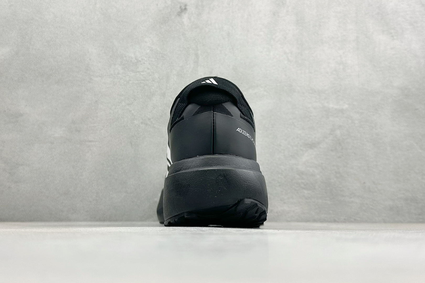 TY版AD ADIZERO EVO SL ATR 阿迪超轻透气缓震跑鞋 KK2312-High Quatity Cheap Brand wholesale wholesaler seller Clothes Bags handbags Sneakers Top Fashion Clothing Shoes from China Factory Chinese suppliers best Quality Beautiful Price TY版AD ADIZERO EVO SL ATR 阿迪超轻透气缓震跑鞋 KK2312