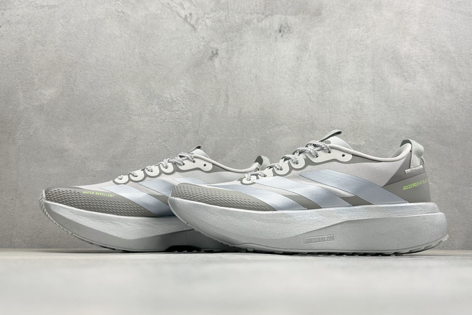 TY版AD ADIZERO EVO SL ATR 阿迪超轻透气缓震跑鞋 KK2696-High Quatity Cheap Brand wholesale wholesaler seller Clothes Bags handbags Sneakers Top Fashion Clothing Shoes from China Factory Chinese suppliers best Quality Beautiful Price TY版AD ADIZERO EVO SL ATR 阿迪超轻透气缓震跑鞋 KK2696