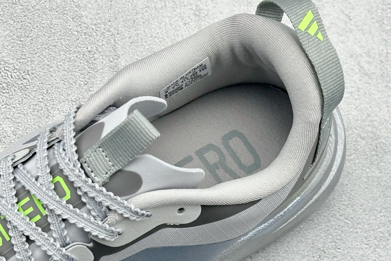 TY版AD ADIZERO EVO SL ATR 阿迪超轻透气缓震跑鞋 KK2696-High Quatity Cheap Brand wholesale wholesaler seller Clothes Bags handbags Sneakers Top Fashion Clothing Shoes from China Factory Chinese suppliers best Quality Beautiful Price TY版AD ADIZERO EVO SL ATR 阿迪超轻透气缓震跑鞋 KK2696