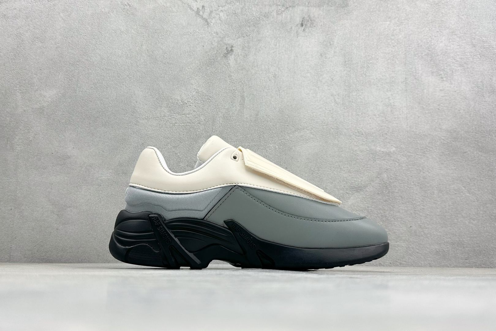 RAF SIMONS Antei 先锋潮流 复古低帮休闲鞋 HR740009L