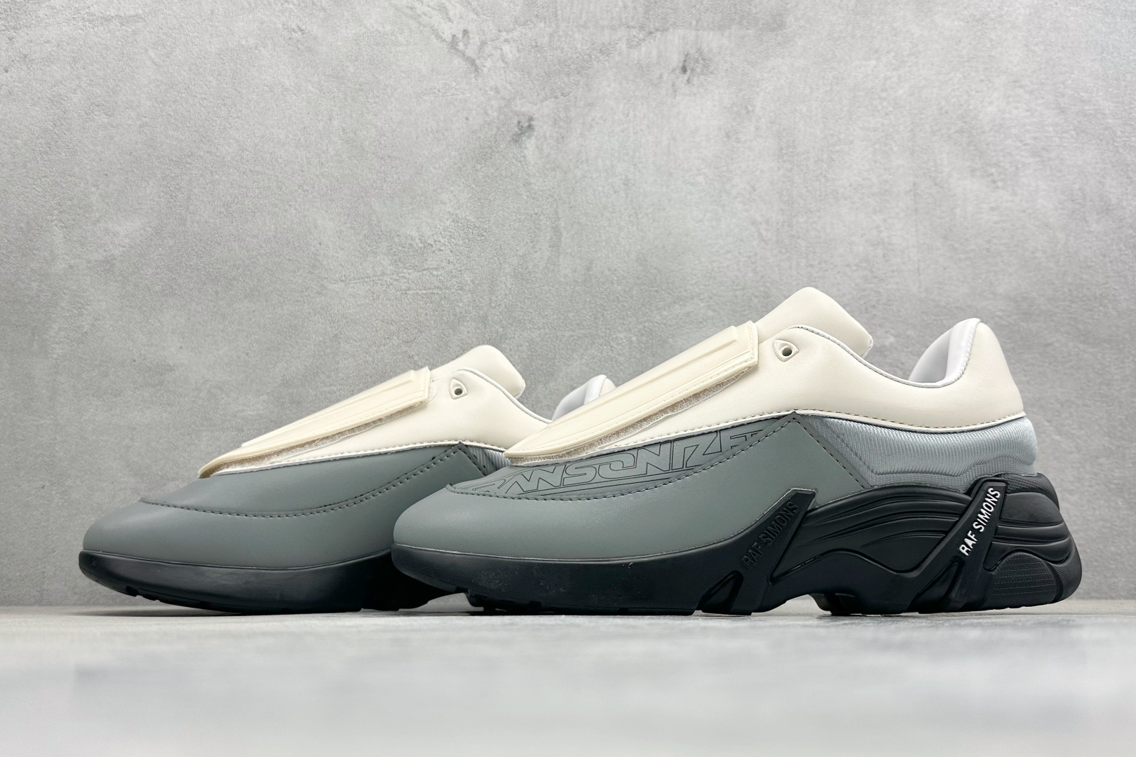 RAF SIMONS Antei 先锋潮流 复古低帮休闲鞋 HR740009L