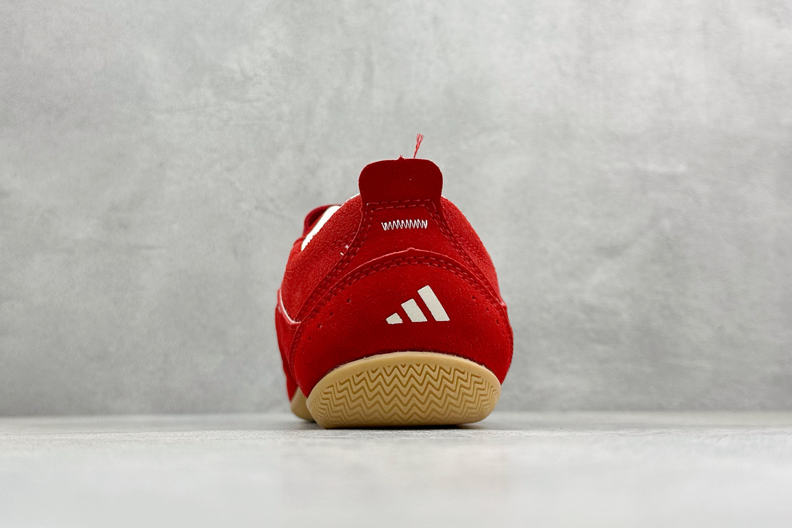 Adidas Urban Reverie阿迪舒适时尚魔术贴防滑耐磨生活休闲鞋 KJ9088-High Quatity Cheap Brand wholesale wholesaler seller Clothes Bags handbags Sneakers Top Fashion Clothing Shoes from China Factory Chinese suppliers best Quality Beautiful Price Adidas Urban Reverie阿迪舒适时尚魔术贴防滑耐磨生活休闲鞋 KJ9088