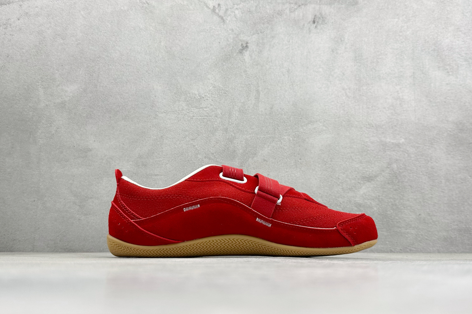 Adidas Urban Reverie阿迪舒适时尚魔术贴防滑耐磨生活休闲鞋 KJ9088-High Quatity Cheap Brand wholesale wholesaler seller Clothes Bags handbags Sneakers Top Fashion Clothing Shoes from China Factory Chinese suppliers best Quality Beautiful Price Adidas Urban Reverie阿迪舒适时尚魔术贴防滑耐磨生活休闲鞋 KJ9088