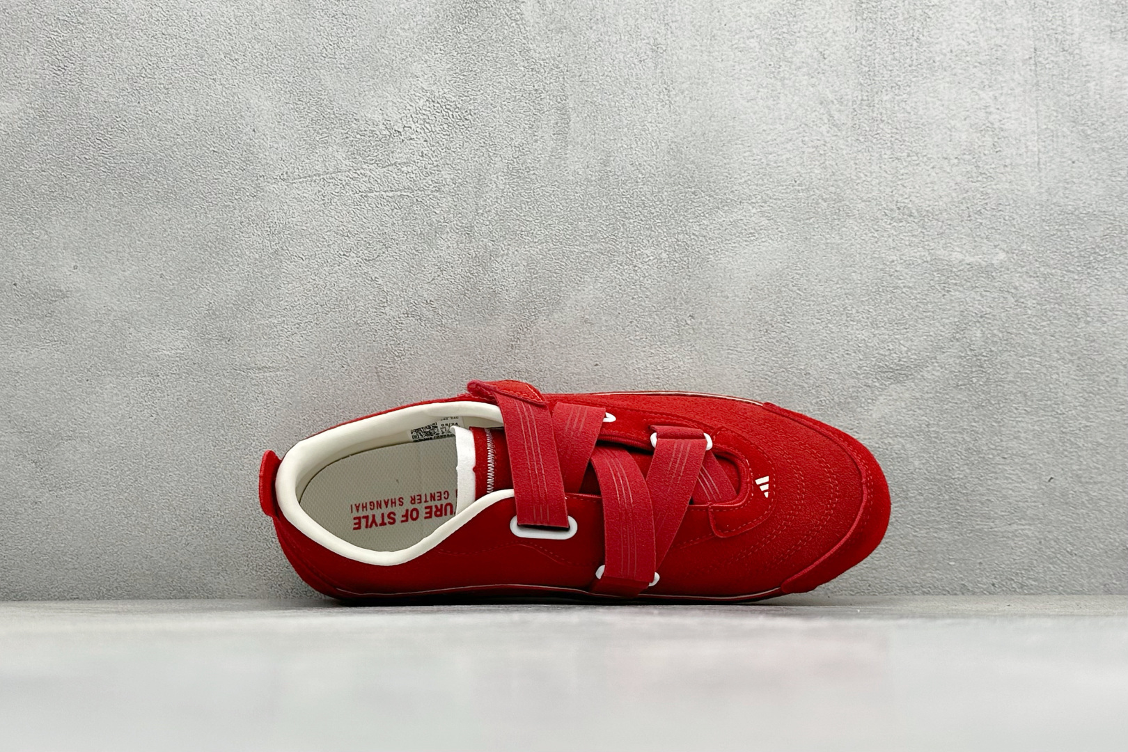 Adidas Urban Reverie阿迪舒适时尚魔术贴防滑耐磨生活休闲鞋 KJ9088-High Quatity Cheap Brand wholesale wholesaler seller Clothes Bags handbags Sneakers Top Fashion Clothing Shoes from China Factory Chinese suppliers best Quality Beautiful Price Adidas Urban Reverie阿迪舒适时尚魔术贴防滑耐磨生活休闲鞋 KJ9088