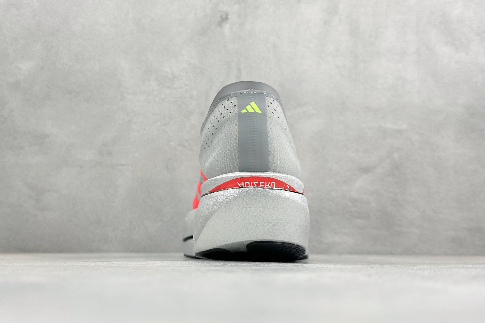 Adidas ADIZERO ADIOS PRO 5 M 马拉松竞速专业跑鞋 CELERMESH针织网面非常轻薄 K18293