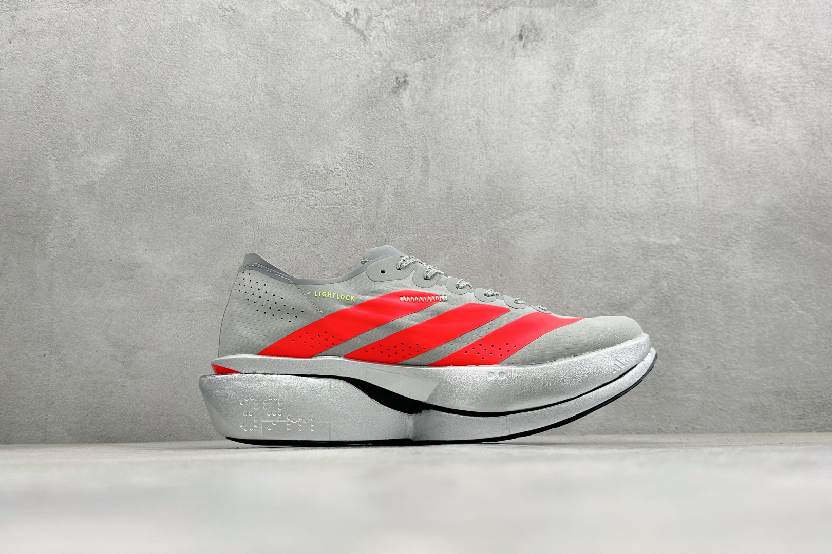Adidas ADIZERO ADIOS PRO 5 M 马拉松竞速专业跑鞋 CELERMESH针织网面非常轻薄 K18293