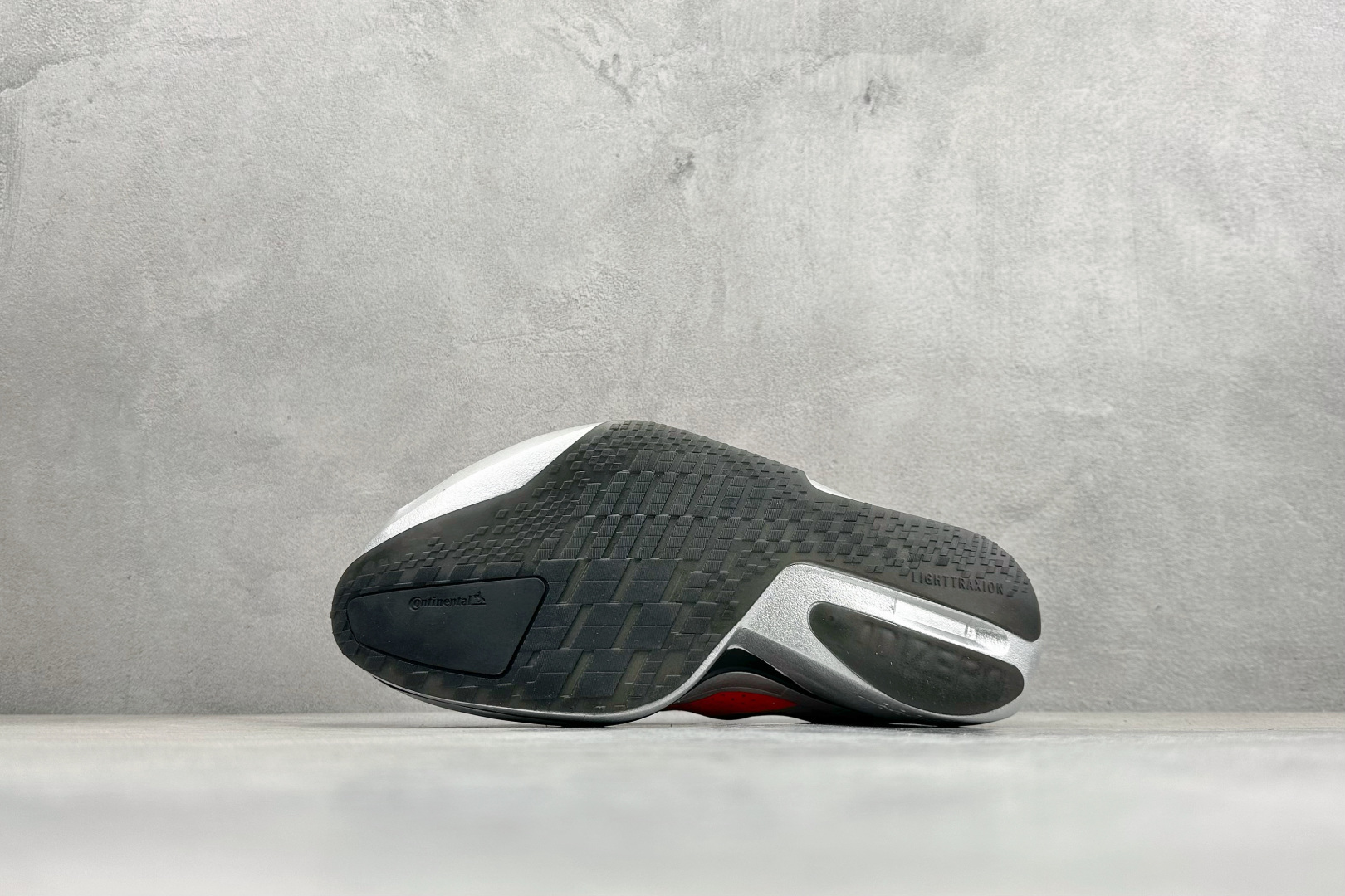 Adidas ADIZERO ADIOS PRO 5 M 马拉松竞速专业跑鞋 CELERMESH针织网面非常轻薄 K18293