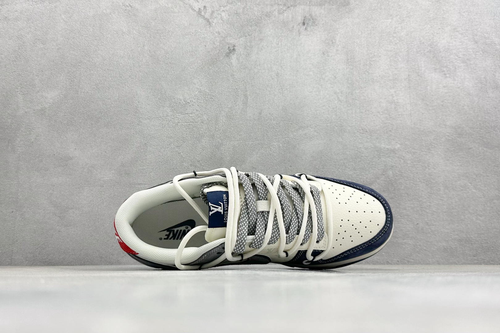 奢潮融合 板鞋新章｜Nike Dunk Low x LV定制款 CX5050-Y42