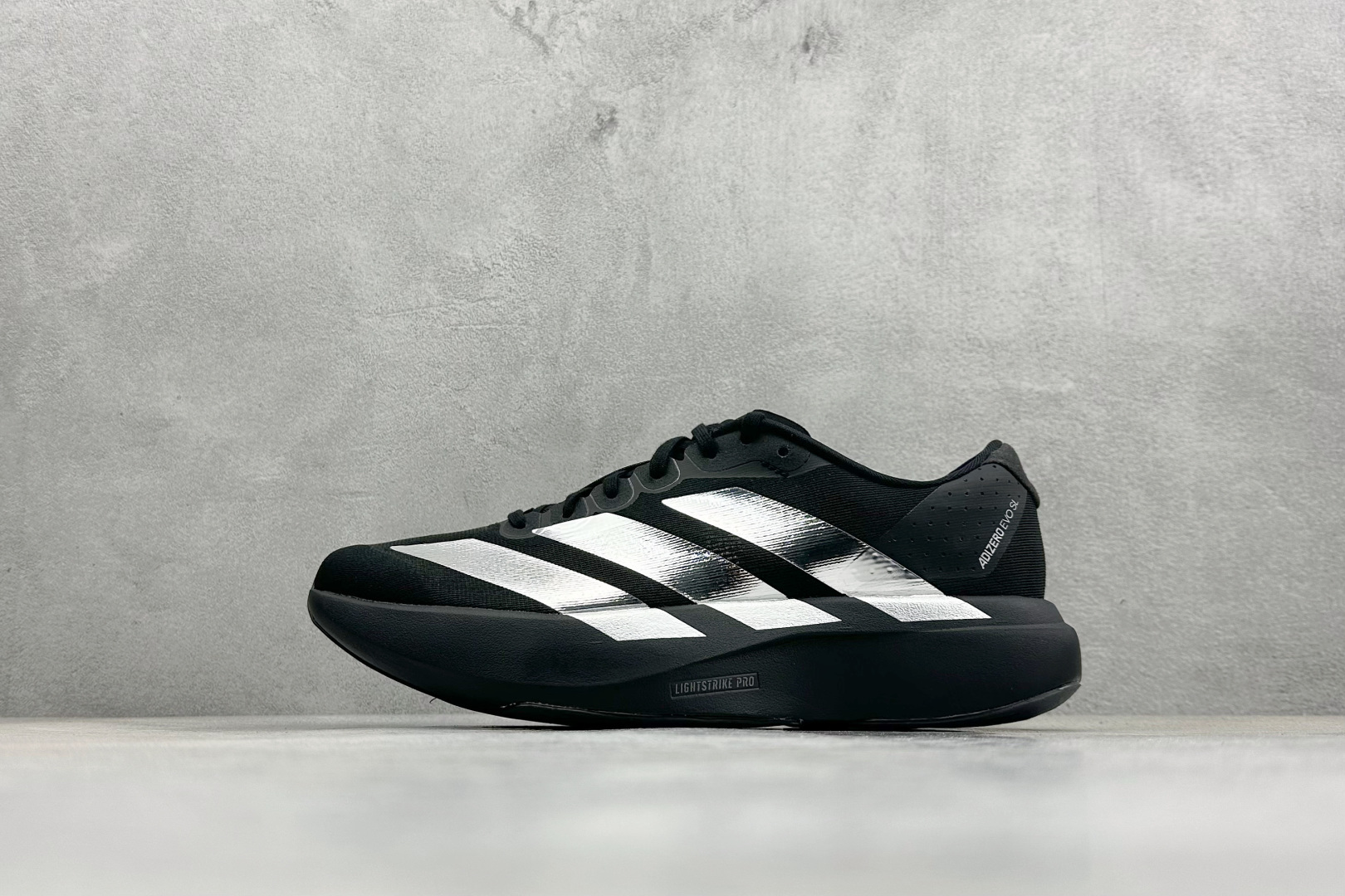 PAdidas Adizero Evo SL 阿迪超轻透气缓震跑鞋 KJ9663