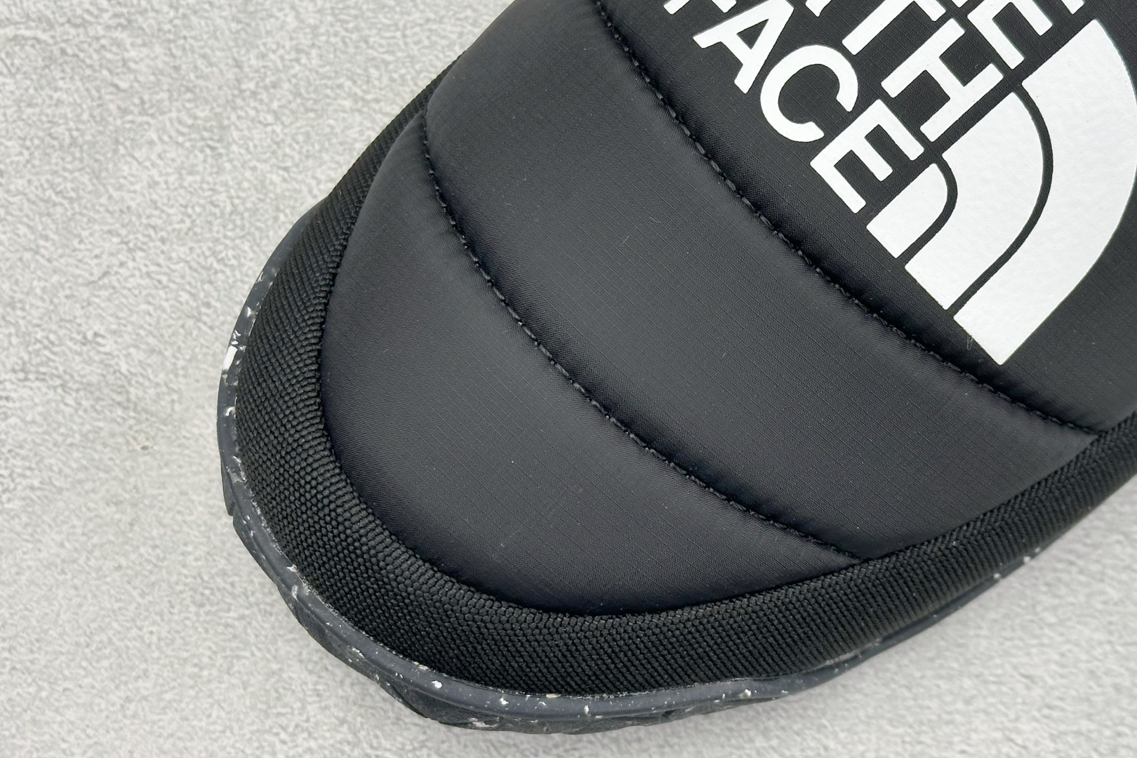 The North M Nuptse Mule 北面舒适耐磨透气低帮生活鞋 NFOA5G2FKY4-085-Top High Quatity Cheap Sneakers Fashion Clothing Clothes Bags handbags Shoes of all Brand wholesale With The best Quality And Beautiful Price from China Factory Chinese suppliers wholesaler seller The North M Nuptse Mule 北面舒适耐磨透气低帮生活鞋 NFOA5G2FKY4-085