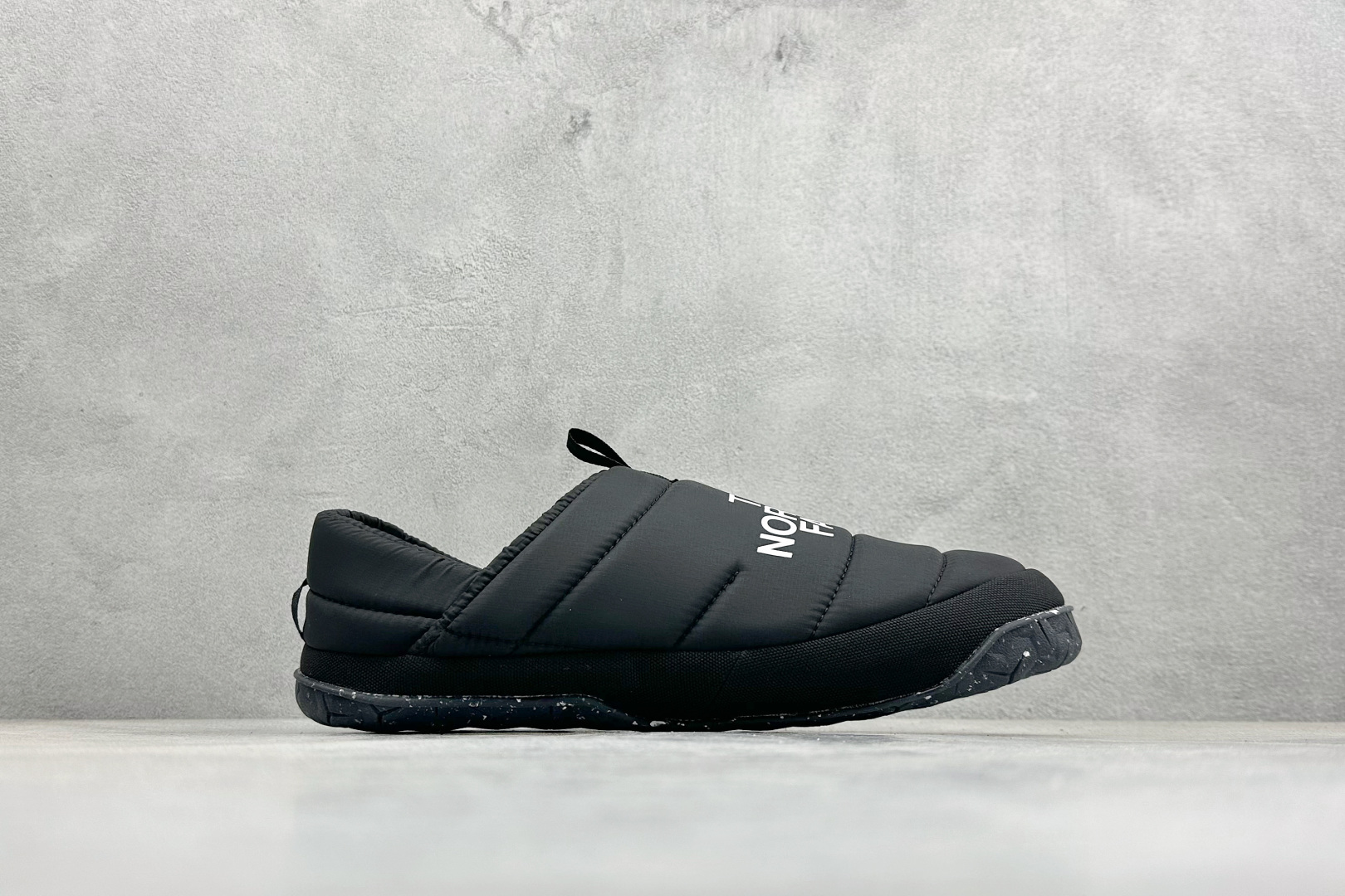 The North M Nuptse Mule 北面舒适耐磨透气低帮生活鞋 NFOA5G2FKY4-085-Top High Quatity Cheap Sneakers Fashion Clothing Clothes Bags handbags Shoes of all Brand wholesale With The best Quality And Beautiful Price from China Factory Chinese suppliers wholesaler seller The North M Nuptse Mule 北面舒适耐磨透气低帮生活鞋 NFOA5G2FKY4-085