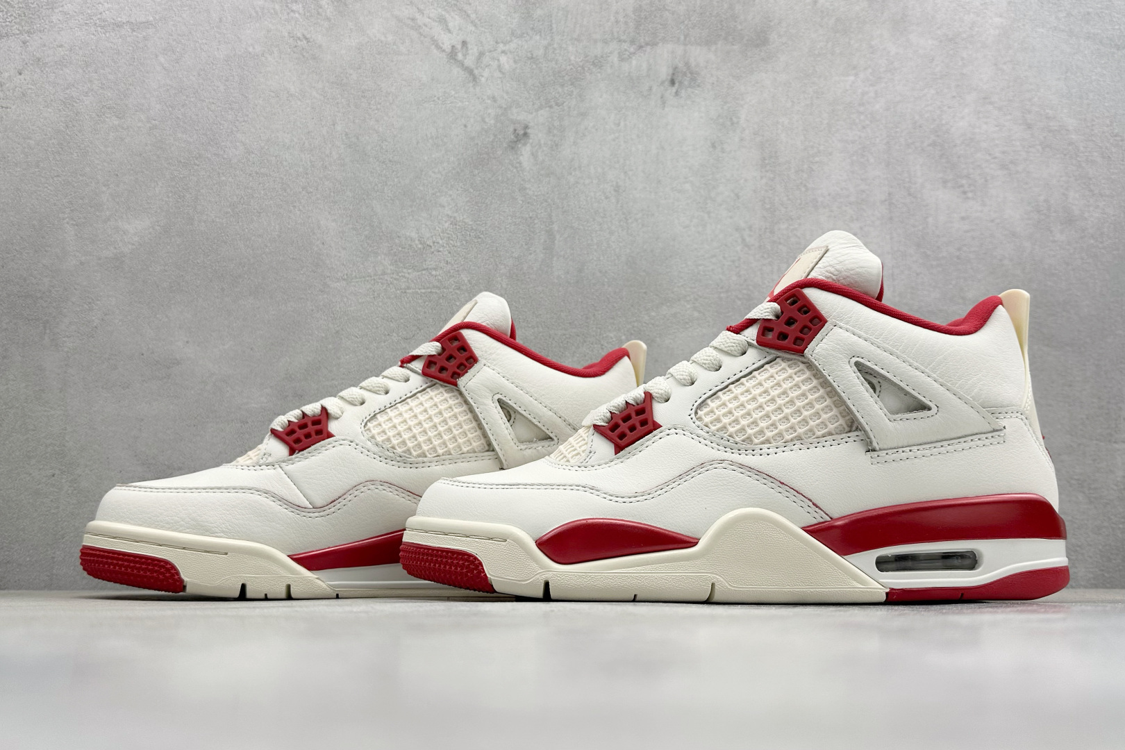巅峰版Air Jordan 4 Retro ”Valentine's Day” AJ4 乔4红色情人节 HV0823-108