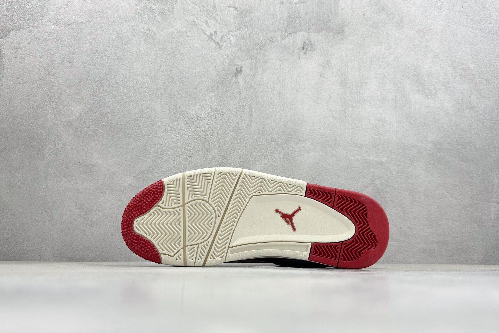巅峰版Air Jordan 4 Retro ”Valentine's Day” AJ4 乔4红色情人节 HV0823-108