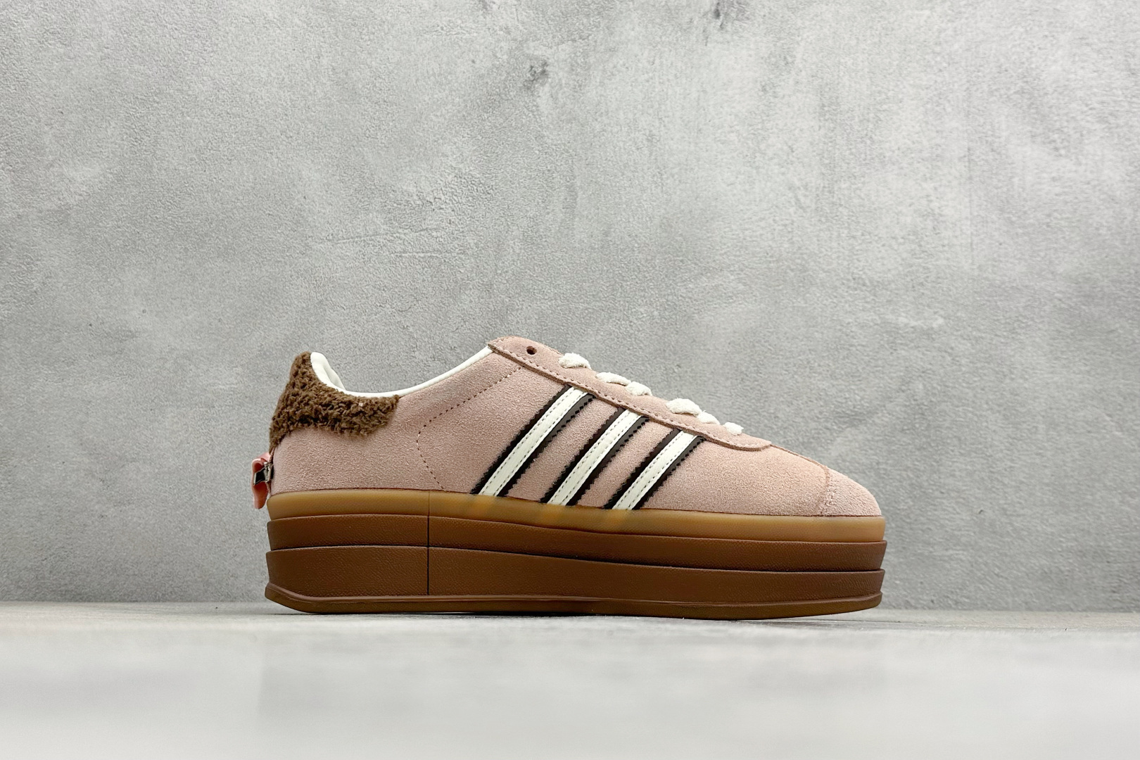 FX版Adidas Originals Gazelle Bold 三叶草厚底休闲防滑耐磨低帮板鞋 JR4244