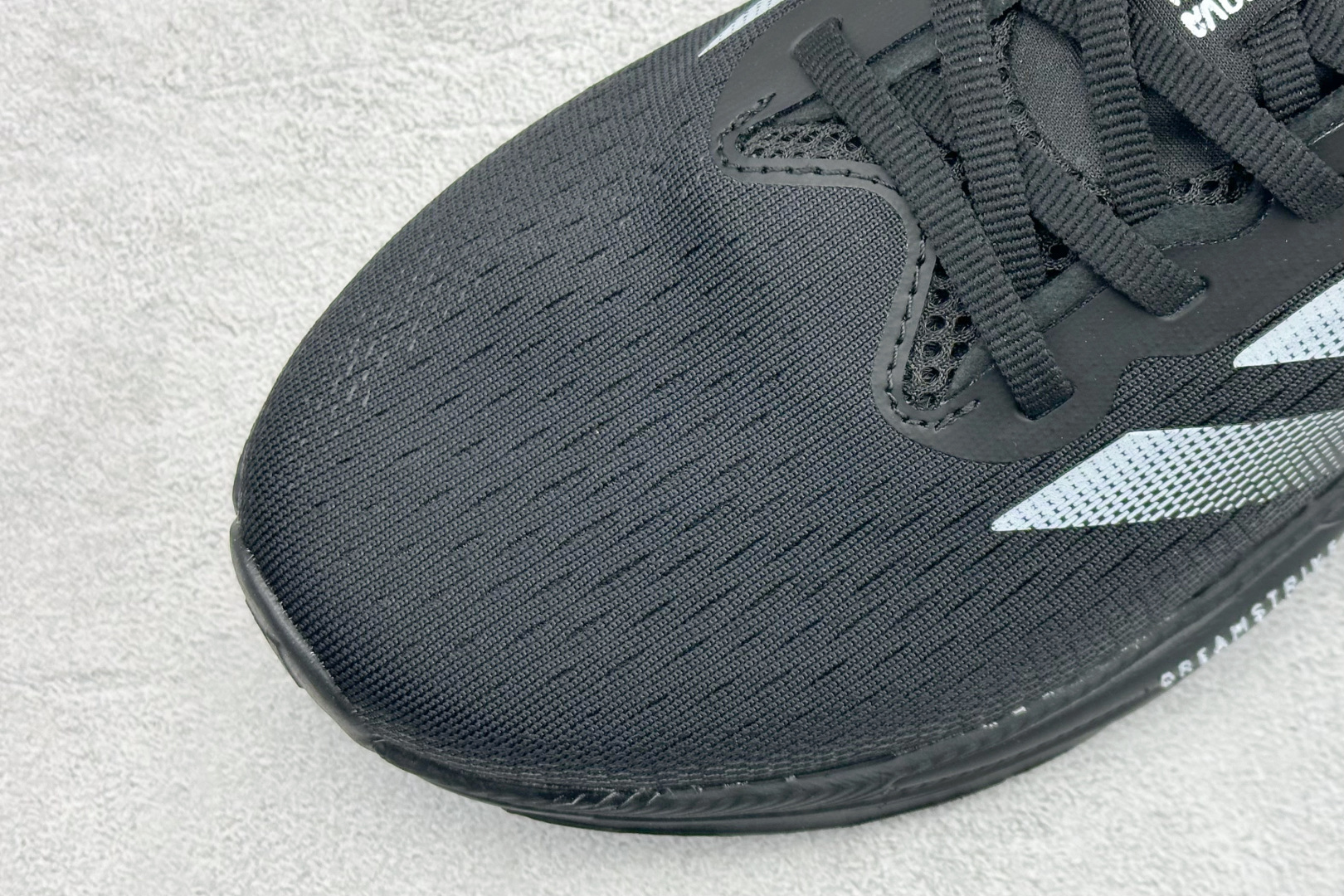Adidas Supernova Prima M 低帮透气休闲运动跑鞋 TE1696