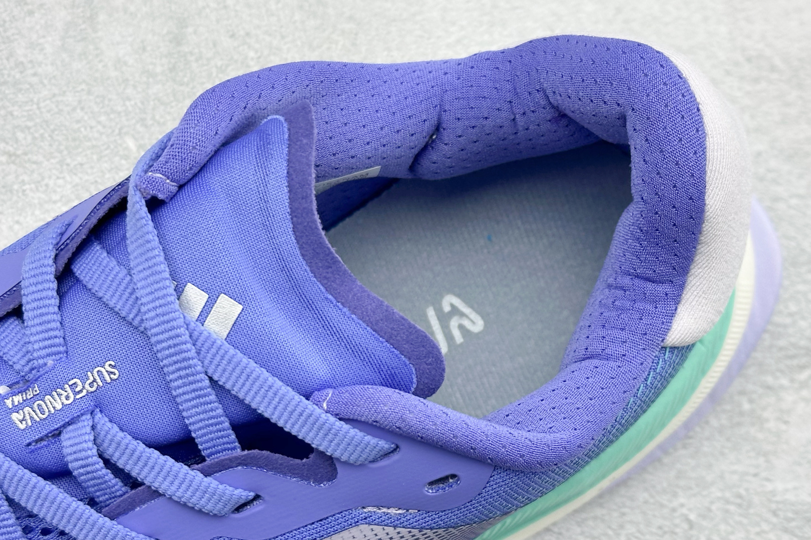 Adidas Supernova Prima M 低帮透气休闲运动跑鞋 TE1694