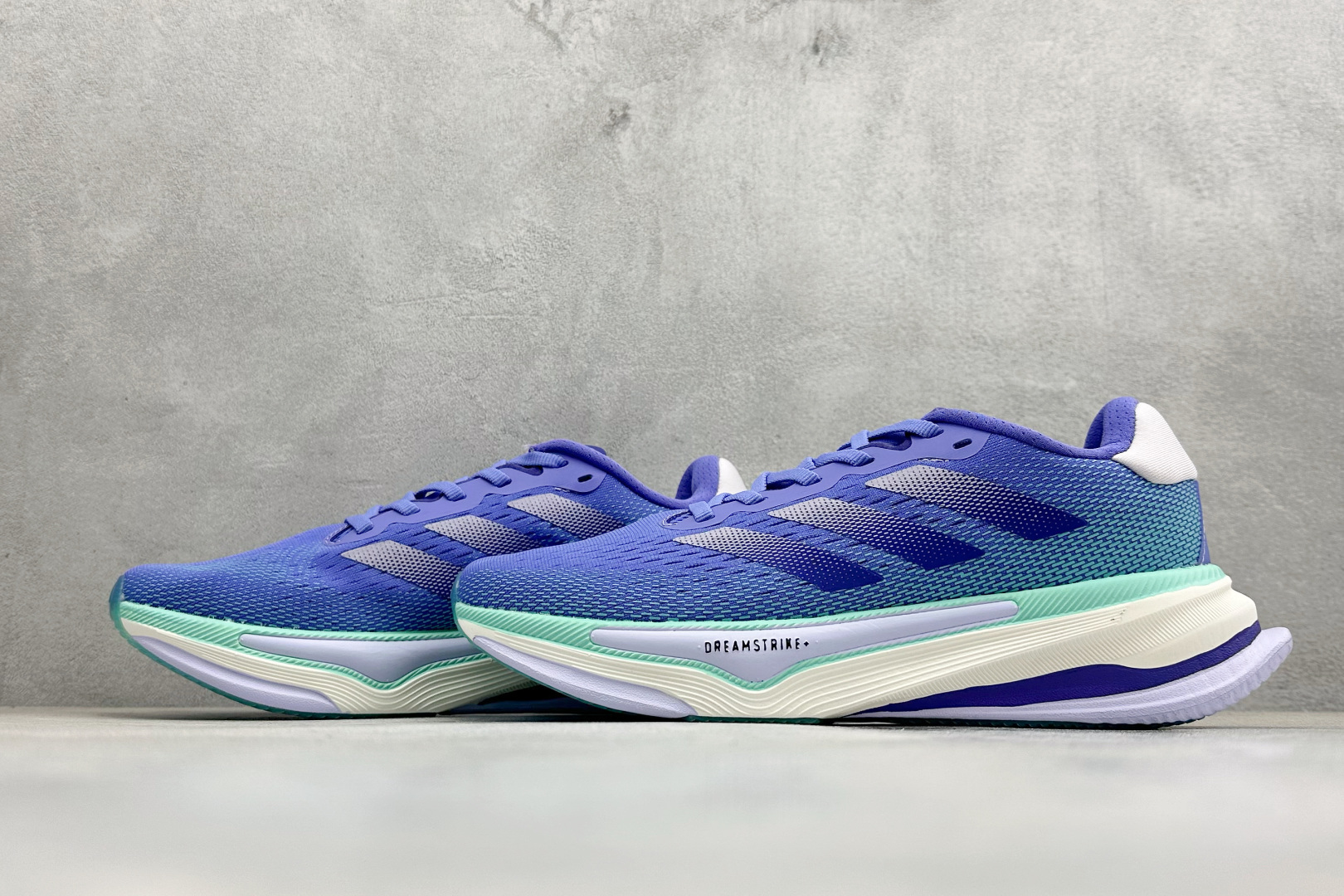 Adidas Supernova Prima M 低帮透气休闲运动跑鞋 TE1694