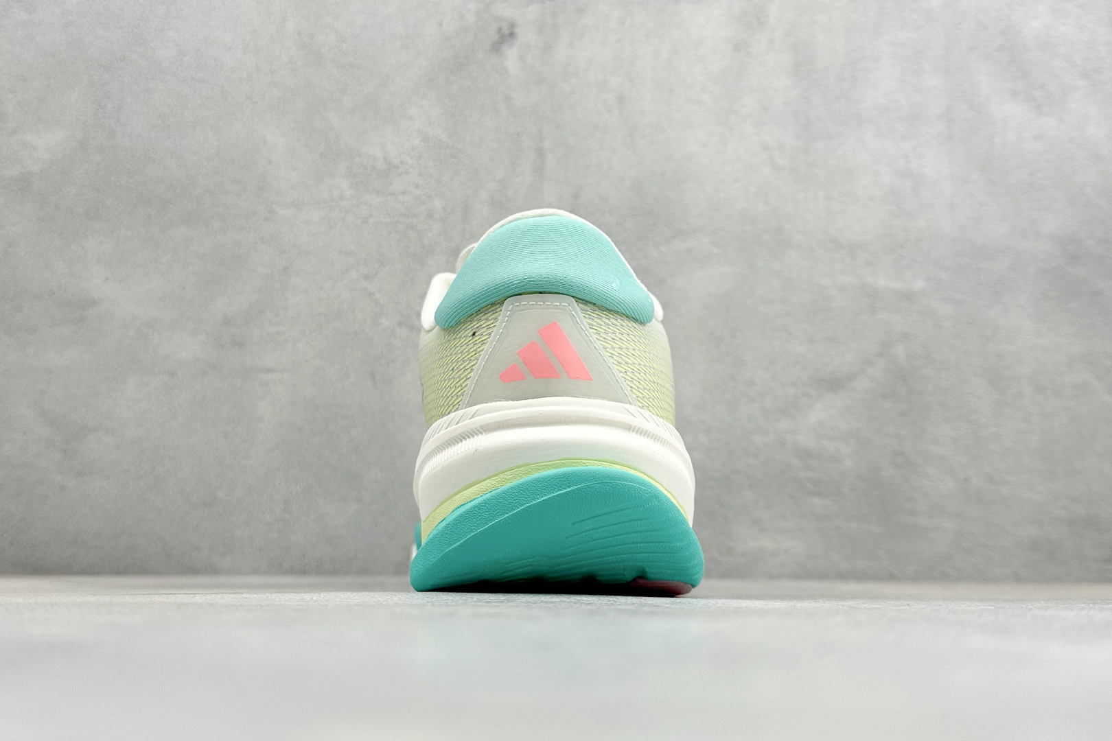 Adidas Supernova Prima M 低帮透气休闲运动跑鞋 TE1692
