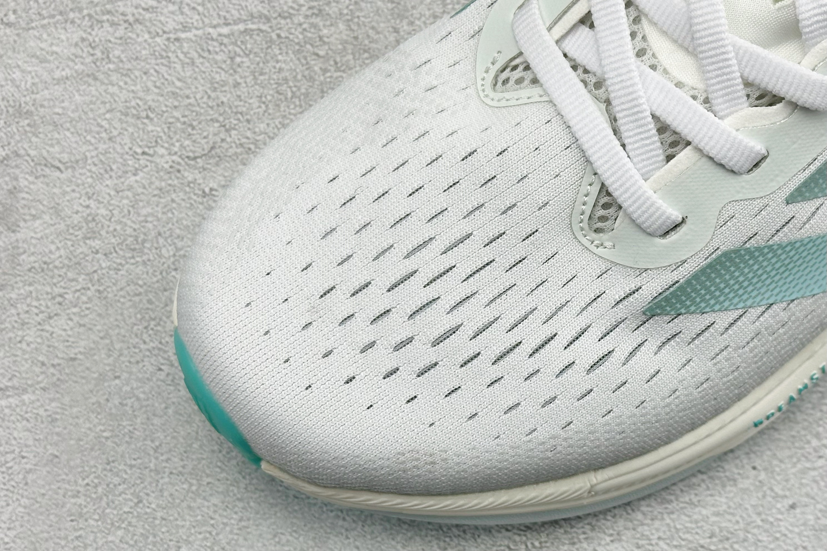 Adidas Supernova Prima M 低帮透气休闲运动跑鞋 TE1690