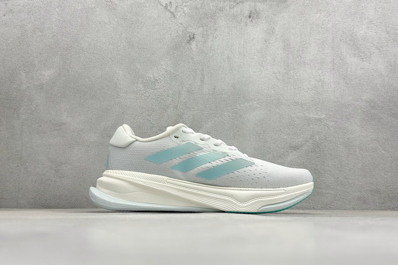 Adidas Supernova Prima M 低帮透气休闲运动跑鞋 TE1690